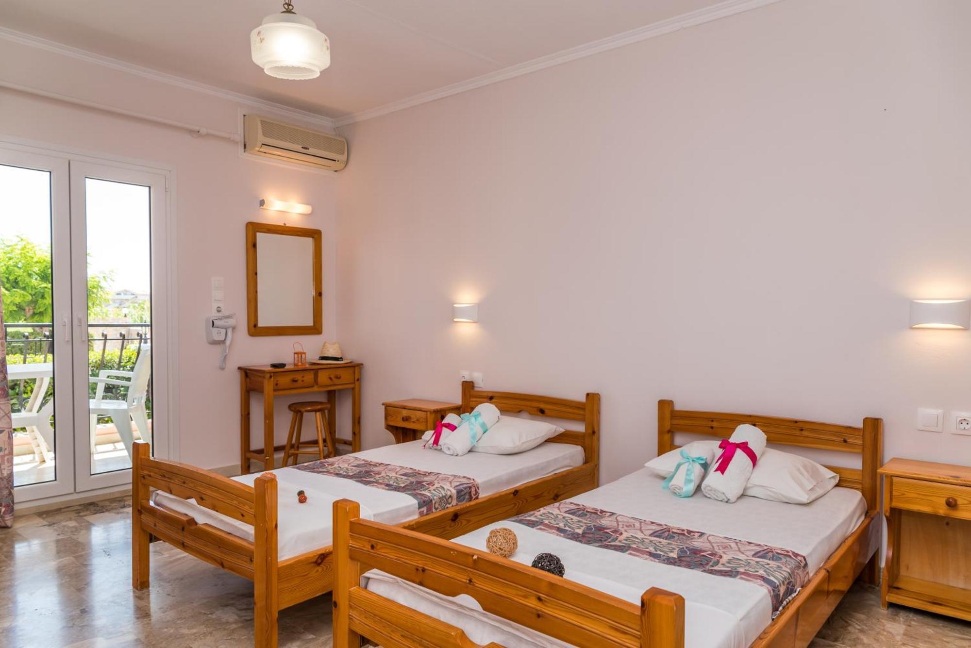 Roussa'S Apartments لاغاناس المظهر الخارجي الصورة