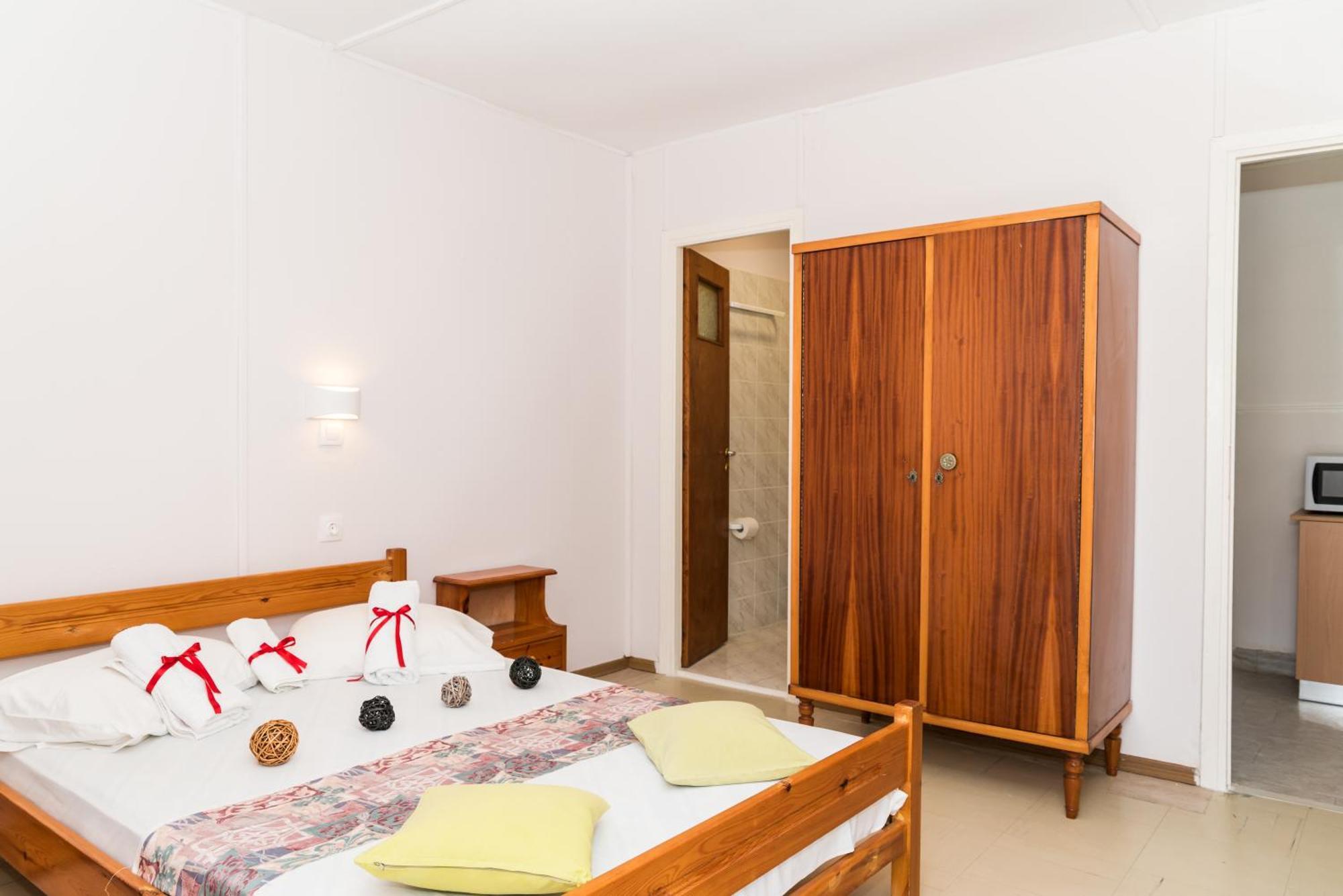 Roussa'S Apartments لاغاناس المظهر الخارجي الصورة