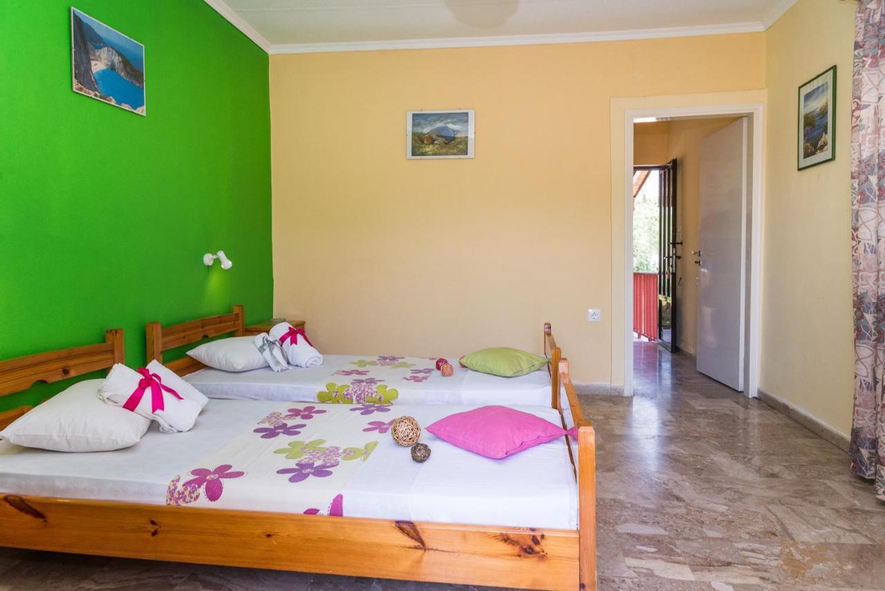 Roussa'S Apartments لاغاناس المظهر الخارجي الصورة